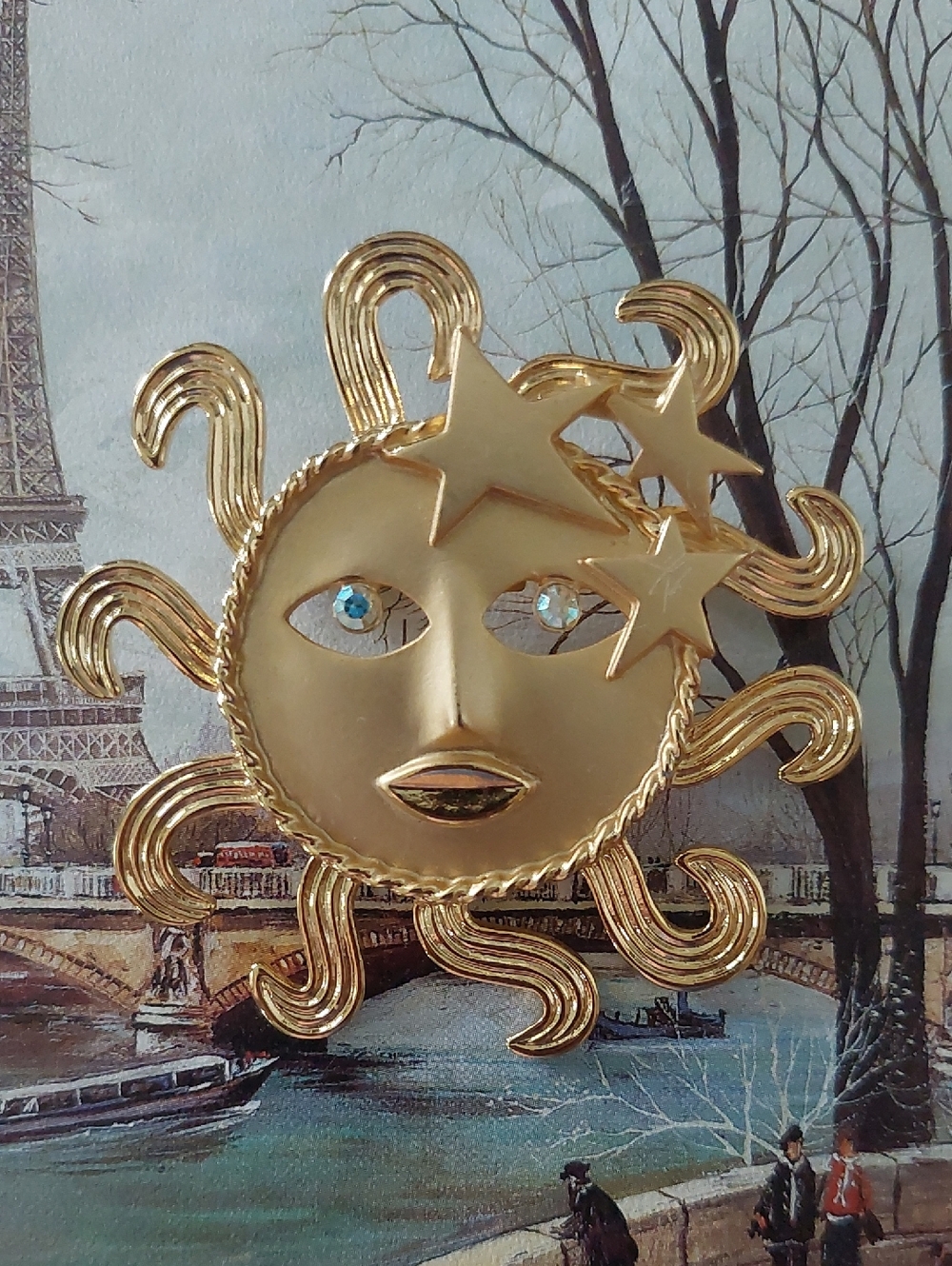 Vintage JJ Gold Sun Face Brooch with Stars